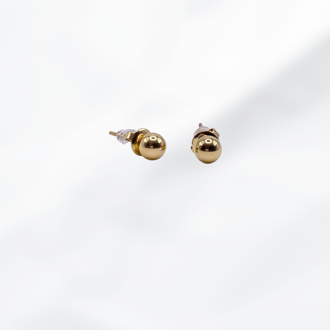 Fiona Round Minimalist Stud Earring